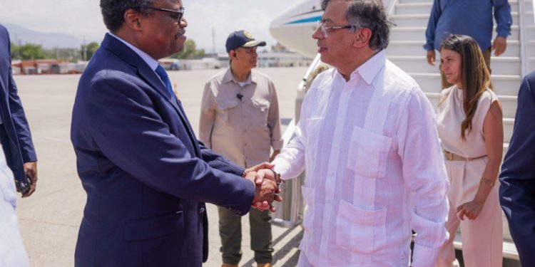 Colombia y Haití acuerdan plan de seguridad que incluye formación militar y equipamiento