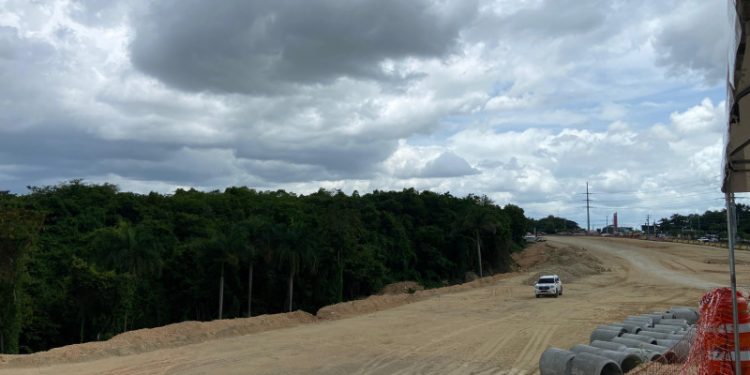 Avanza tunel y ampliación de la avenida Colombia