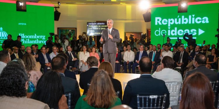 Abinader lanza el concurso nacional “República de Ideas”
