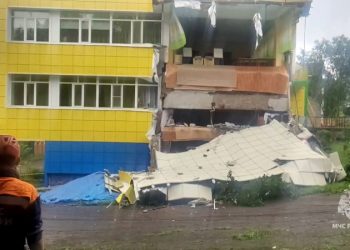 Tsunami en Rusia deja edificios sumergidos bajo el agua