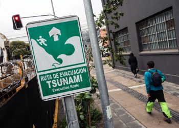 Millones de personas fueron evacuadas debido a una amenaza de tsunami