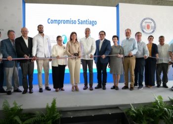 Raquel Peña encabeza entrega de obras de soluciones de aguas residuales en Santiago