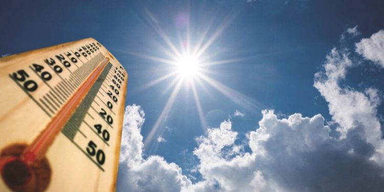 INDOMET vigila onda tropical y advierte continuarán temperaturas calurosas