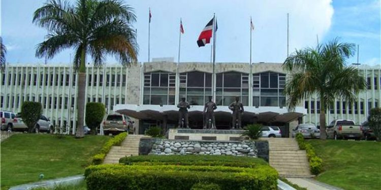 Defensa crea comisión para investigar faltas disciplinarias del coronel Rafael Morales Herrero