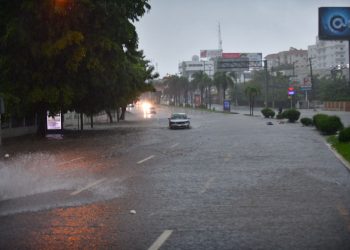 La incidencia del huracán Erin seguirá generando lluvias en República Dominicana