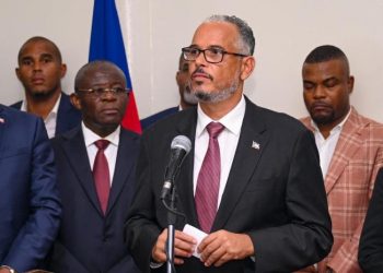 Primer ministro de Haití viaja a EE.UU. para una reunión que busca fortalecer la seguridad