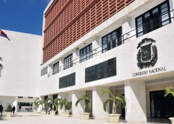 Gobierno somete al Congreso proyecto de presupuesto reformulado 2025