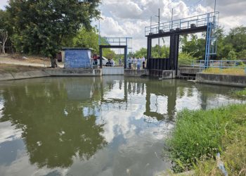 Anuncian cinco días sin agua en la parte oeste de Santiago