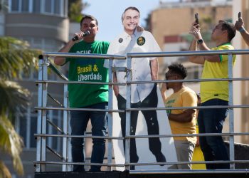 Prisión domiciliaria contra Jair Bolsonaro