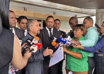 Efemérides Patrias formaliza acusación contra quienes ultrajaron el Himno Nacional