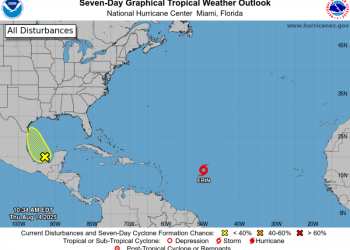Erin se intensificará a huracán mañana, alejándose más de República Dominicana y Puerto Rico