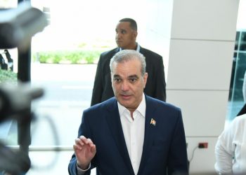 Los 3 factores de los apagones, dice Abinader: Tardanza en entrada de nuevos megas, alta demanda y sargazo