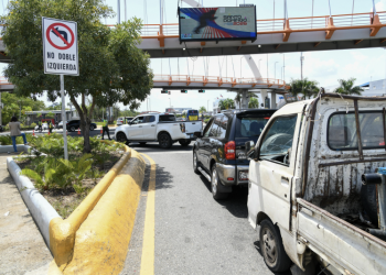 Adiós a los giros a la izquierda en la Máximo Gómez con Kennedy desde ayer
