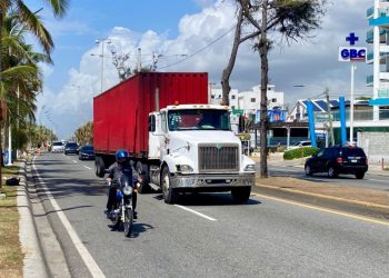 El Intrant pone la norma, pero no logra sacar camiones del carril izquierdo