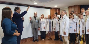 CNT e INCORT juramentan el Comité Hospitalario de Trasplante del Hospital Regional José María Cabral y Báez