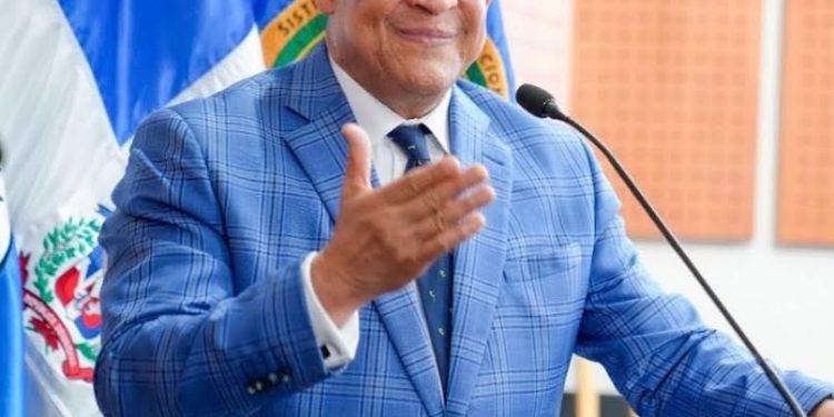 Santos Badía representará al presidente en apertura del año escolar 2025-2026 en Salcedo