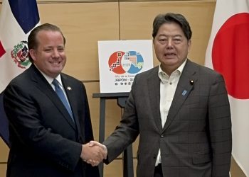 José Ignacio Paliza se reúne con su homólogo japonés Yoshimasa Hayashi