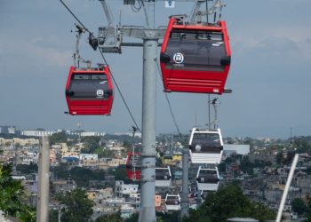 OPRET suspende servicios de la Línea 1 del Teleférico de Santo Domingo por onda tropical