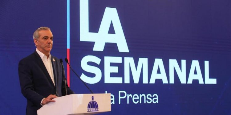 Abinader sobre incidente entre diputada y seguridad: “Cosas de mal gusto que no deberían pasar"