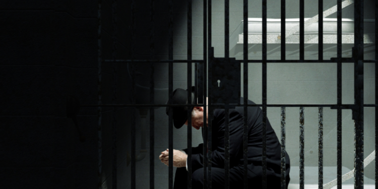 Prisión preventiva a tres policías y un miembro de la Armada acusados de violar a una mujer