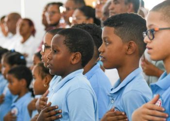Gobierno entrega dos escuelas en Puerto Plata