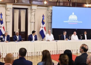 Anuncian construcción del Centro de Convenciones en terrenos del antiguo Hotel Santo Domingo