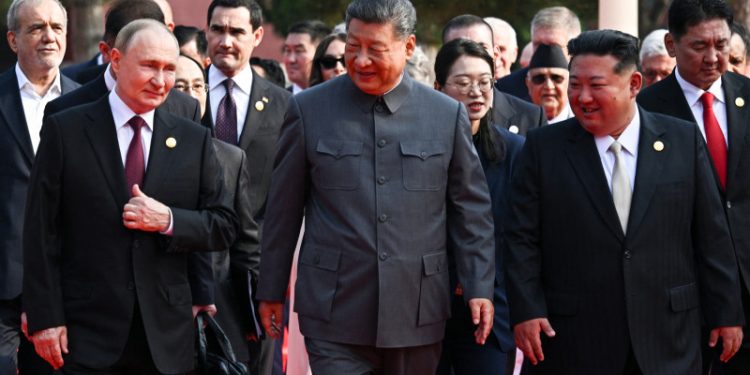 Trump acusa a Xi, Kim y Putin de conspirar contra EEUU en reunión en Pekín