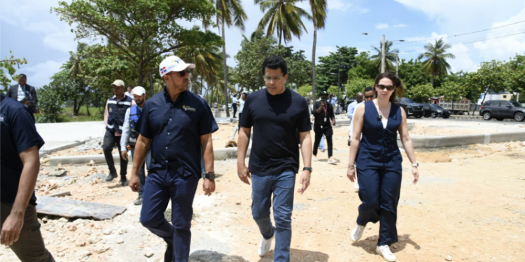 Ministro de Turismo afirma malecón de Santo Domingo Este estará listo a final de año