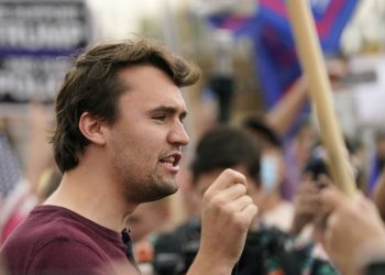 Gobierno de Trump revocará visados a quienes "glorifiquen" el asesinato de Charlie Kirk