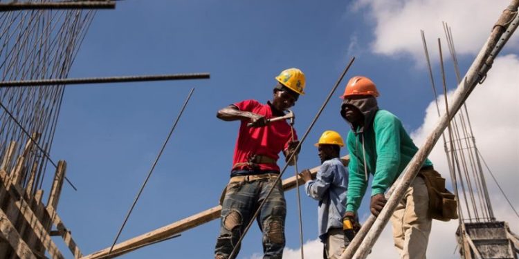 Acuerdan crear observatorio nacional de migración laboral en RD ante crisis en Haití