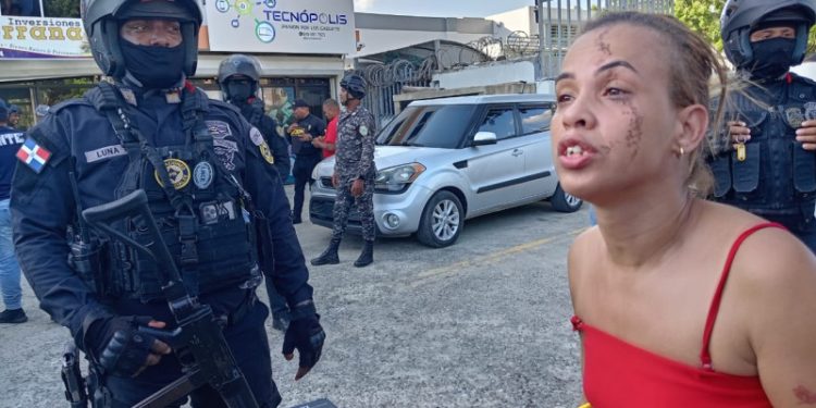 Familiares de muertos en tiroteo de Santiago: "No fue un enfrentamiento, fue una ejecución"