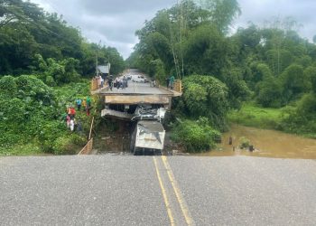 Se derrumba puente de Don Juan en Monte Plata cuando cruzaba un camión