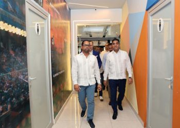 Ministro Kelvin Cruz critica ligas “que hacen negocios con el deporte”