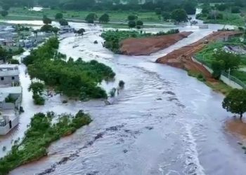 Desbordamiento de río Masacre inunda viviendas en Juana Méndez y plantaciones de arroz en Dajabón