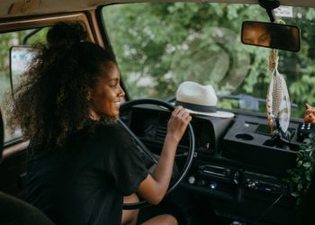 23% de vehículos en el país están registrados a nombre de mujeres