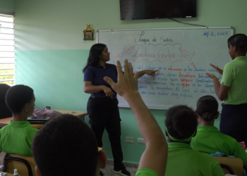 La lengua de señas dominicana: del silencio al reconocimiento oficial