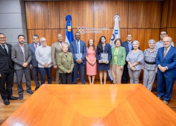 Yeni Berenice pide la población se mantenga vigilante para tener una cultura de cero impunidad