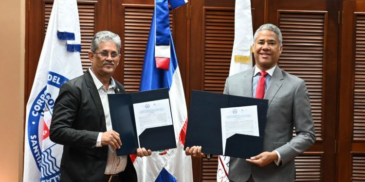 CORAASAN y Regional 08 de Educación suscriben acuerdo para promover el uso y cuidado del agua