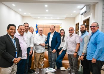Ulises Rodríguez recibe visita de Hipólito Mejía y resalta fortaleza y unidad del PRM