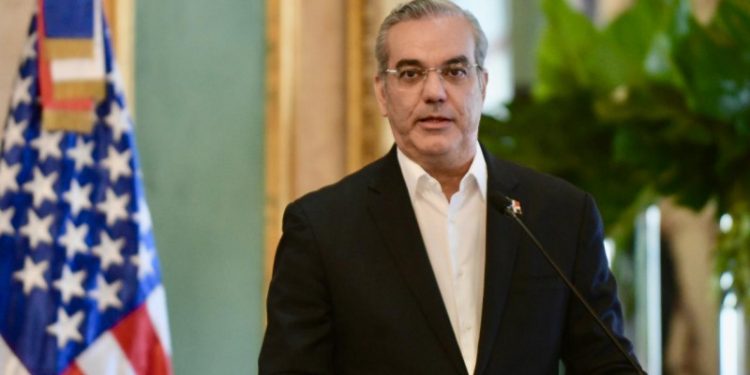 Abinader dispone inicio de titulación de parques nacionales y áreas protegidas