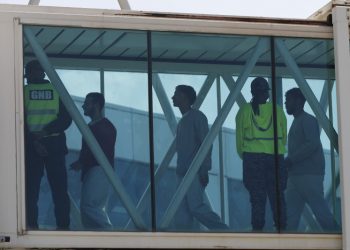 Tribunal Supremo de EEUU pone en riesgo inmediato de deportación a más de 300,000 venezolanos