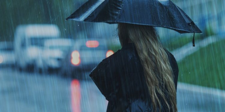 Autoridades pronostican acumulados de lluvia ante posible tormenta tropical; 21 provincias en alerta