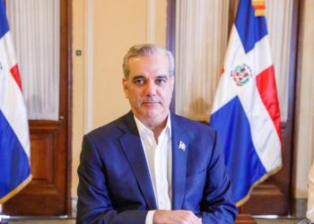 Abinader felicita a María Corina Machado: "eres un faro de esperanza para tu país y el mundo entero"