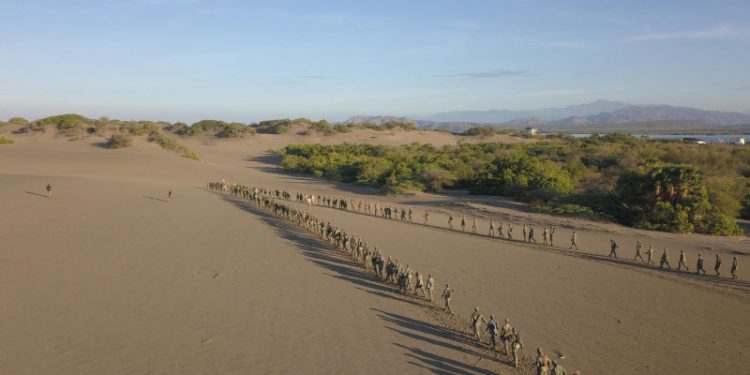 Armada duplica vigilancia en Dunas de Baní con despliegue de marinos para prácticas y supervisión