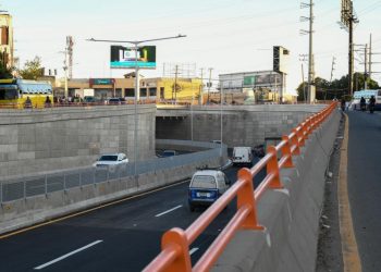 Transeúntes y choferes valoran el tráfico fluido en "Pintura" luego de apertura de desnivel