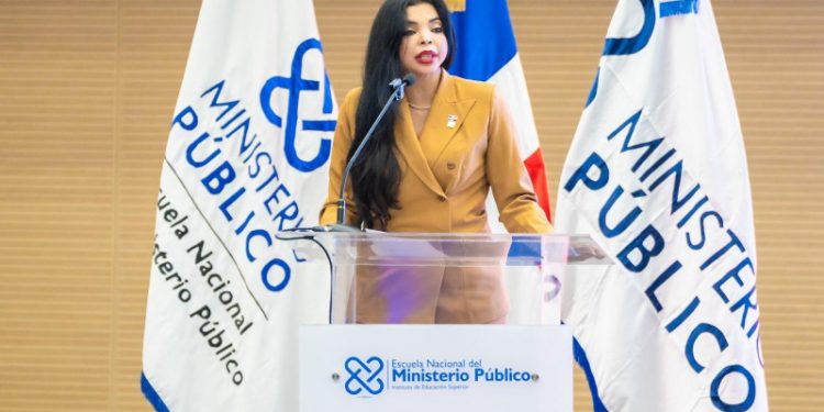 Ministerio Público inicia formación de 100 abogados para asistir a víctimas