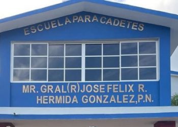 Oficial acusado de agredir sexualmente a excadete fue suspendido; el caso está bajo investigación