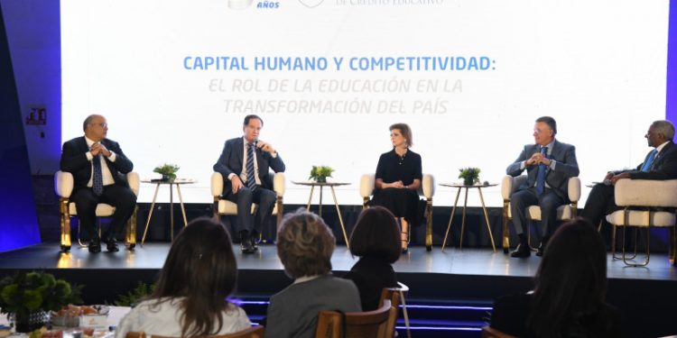 Manuel Corripio resalta importancia de la educación continua dentro de las empresas