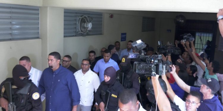 Tribunal impone tres meses de prisión preventiva a cuatro policías implicados en caso La Barranquita