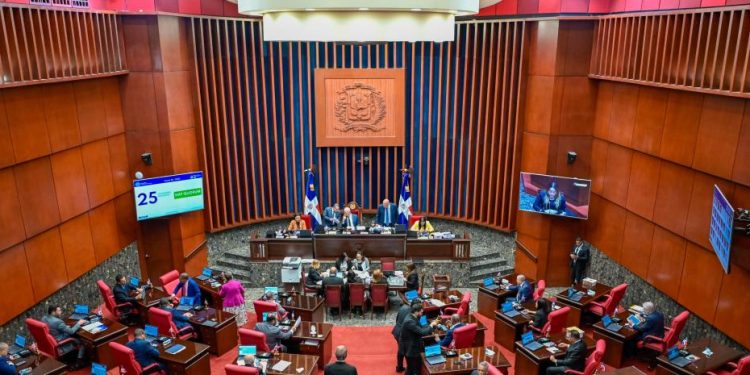 Senado deniega peticiones del empresariado en reforma laboral aprobada